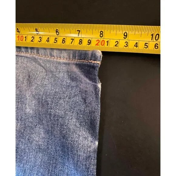 BKE Derek Mens 38 R Distress Jeans Straight Denim Pants
